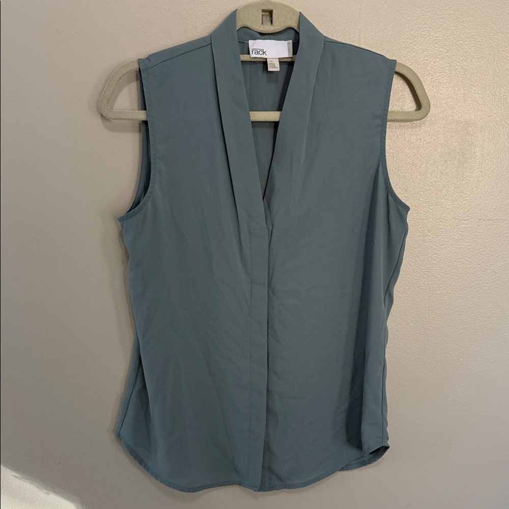 Nordstrom Rack Women's Sleeveless Sage Green Blouse